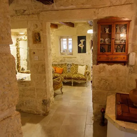 Town House Steeped In History Holiday home