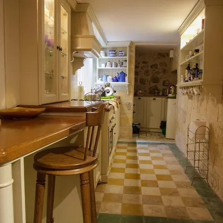 Town House Steeped In History Holiday home