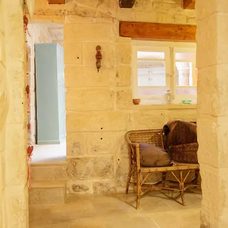 Town House Steeped In History Holiday home *
