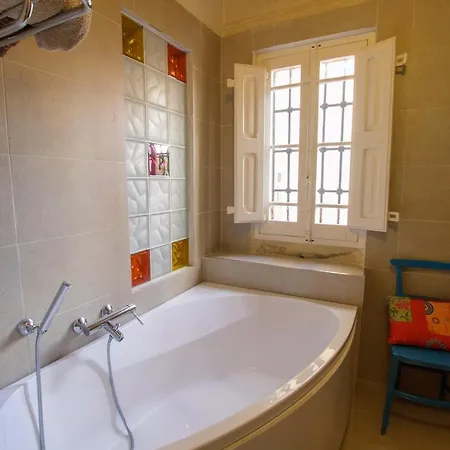 Town House Steeped In History Holiday home Rabat